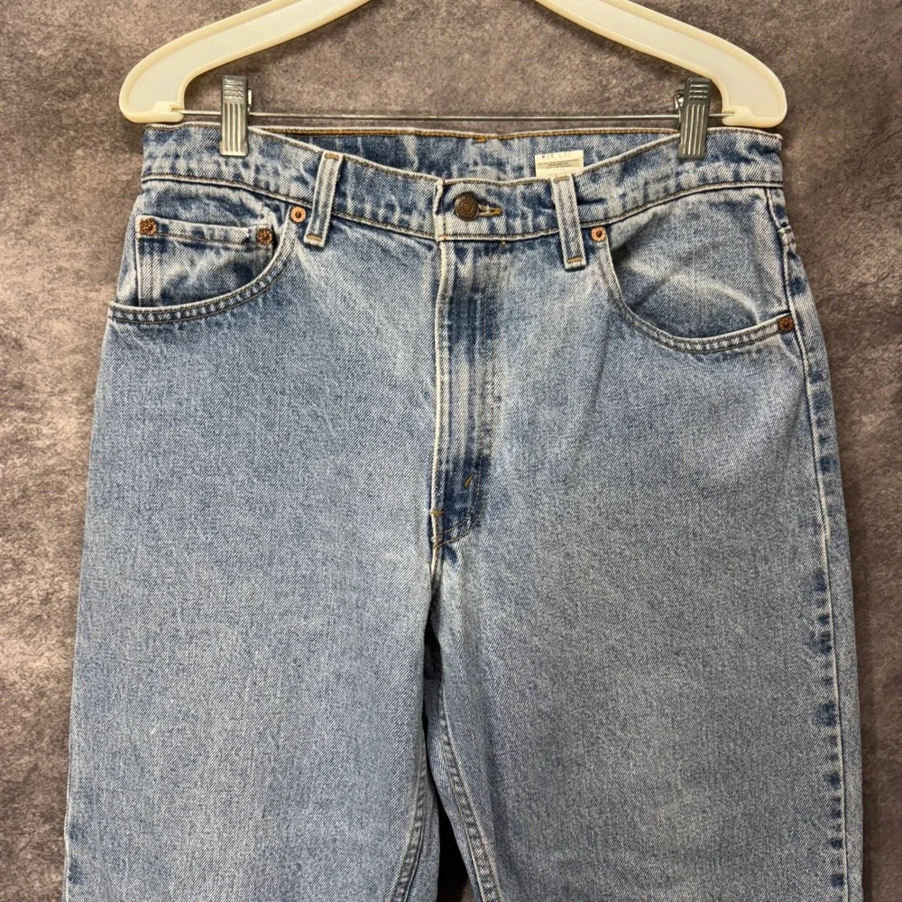 Vintage Levis 550 Relaxed Fit Tapered Leg Jeans Mens 34x32 Made in USA Faded